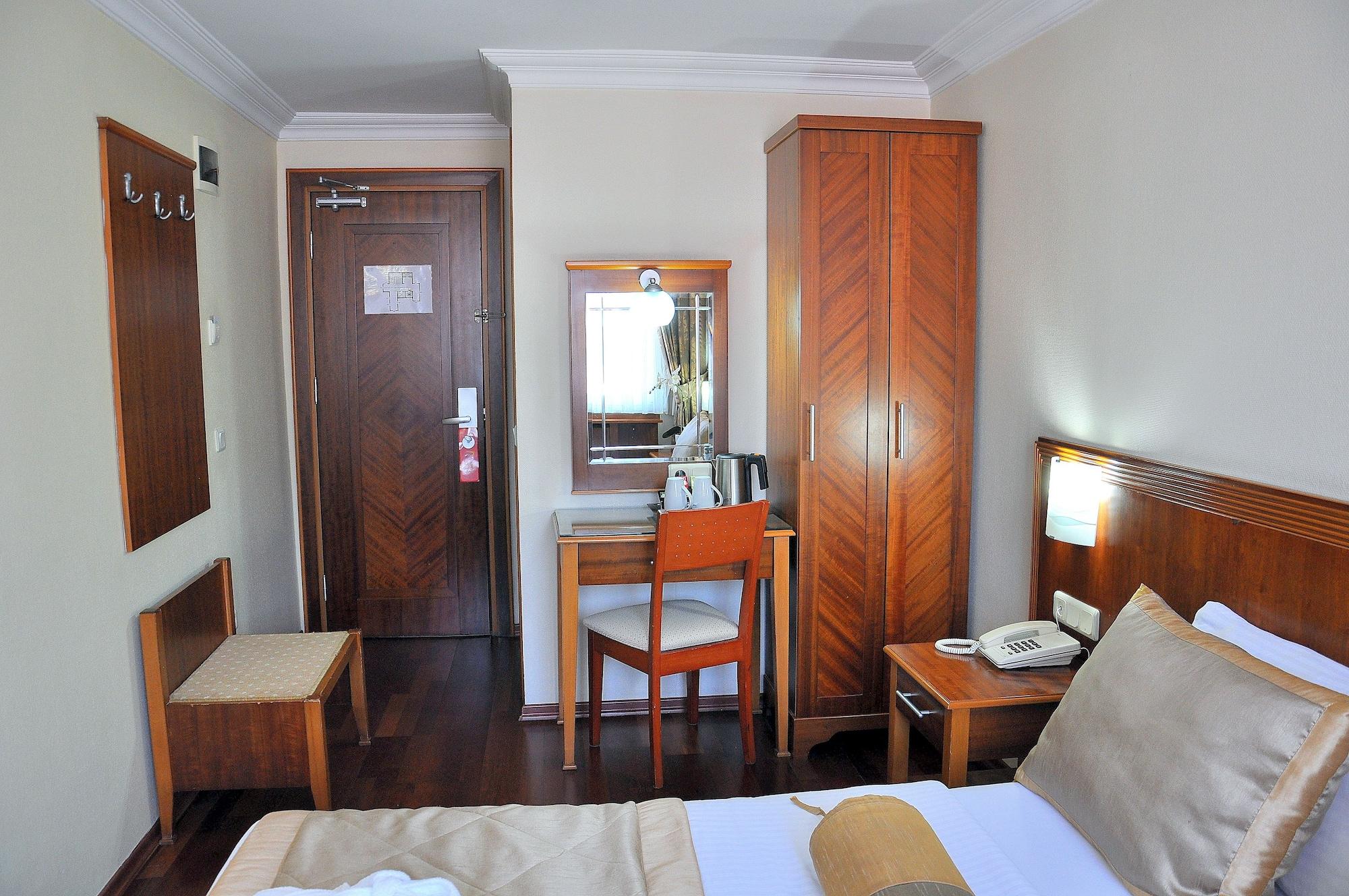 Hotel Centrum Истанбул Екстериор снимка