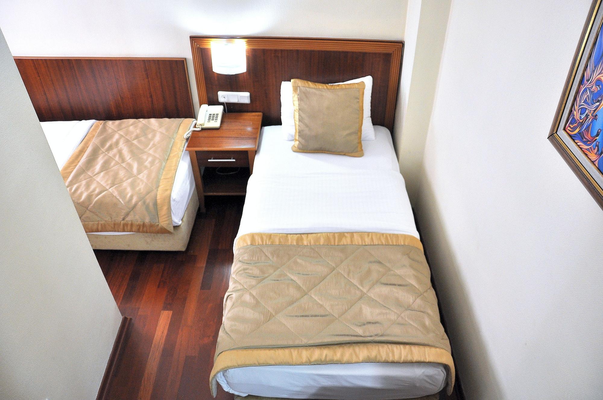 Hotel Centrum Истанбул Екстериор снимка